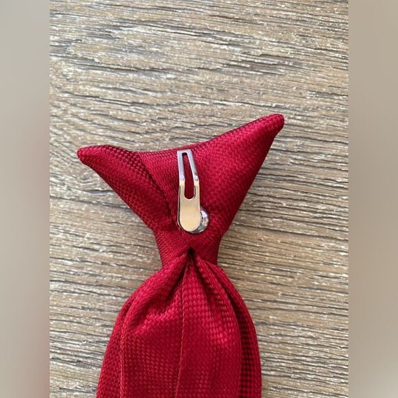 Red clip on tie for boys. Chaps - Picture 5 of 6